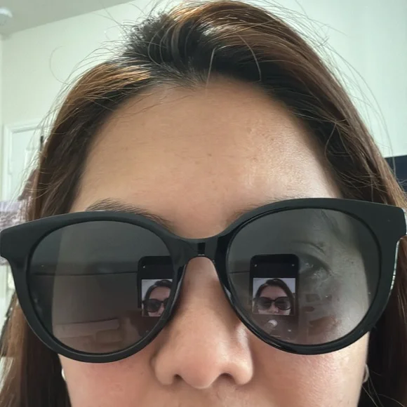 Mint condition Gucci sunglasses